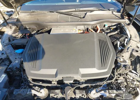 2022 Audi E-Tron Premium Quattro из США, поврежденный, VIN WA1AAAGE5NB026401